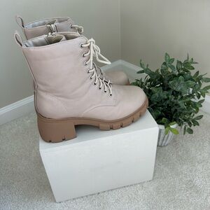 Combat boots